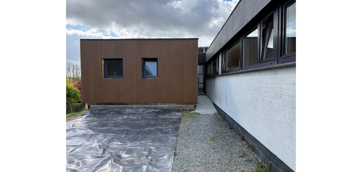 VILLA MODERNE RÉNOVÉE, 4 CHAMBRES, ATELIER , IMMENSE JARDIN