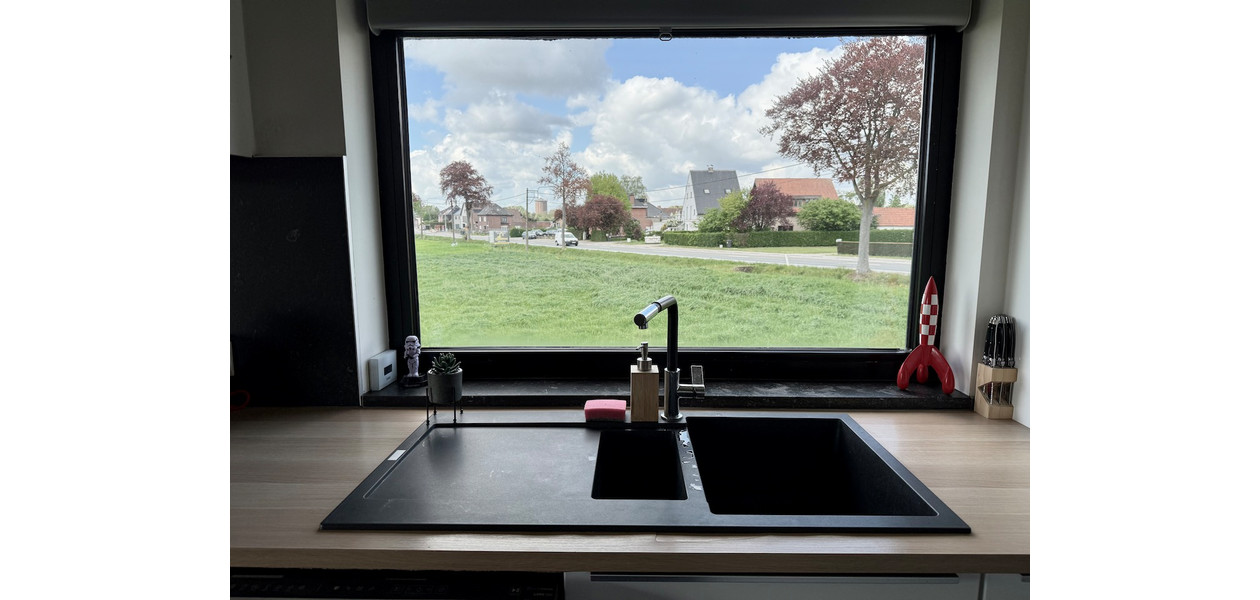 VILLA MODERNE RÉNOVÉE, 4 CHAMBRES, ATELIER , IMMENSE JARDIN