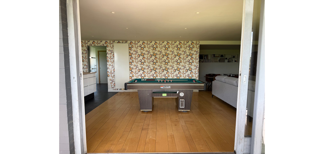 VILLA MODERNE RÉNOVÉE, 4 CHAMBRES, ATELIER , IMMENSE JARDIN