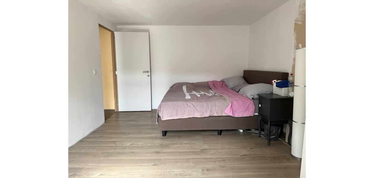 IMMENSE FAMILIEWONING - 5 SLPKMRS - TUIN - GARAGE