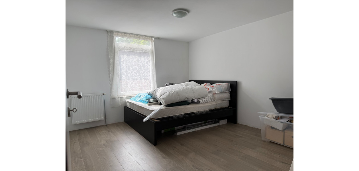 IMMENSE FAMILIEWONING - 5 SLPKMRS - TUIN - GARAGE