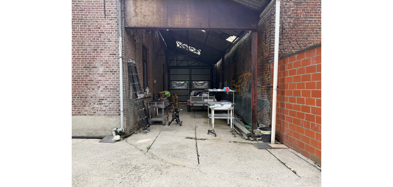 IMMENSE FAMILIEWONING - 5 SLPKMRS - TUIN - GARAGE