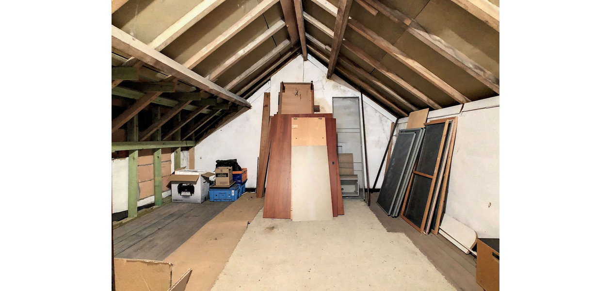 GEZELLIGE FAMILIALE WONING MET 3 SLPKMRS EN LEUKE TUIN