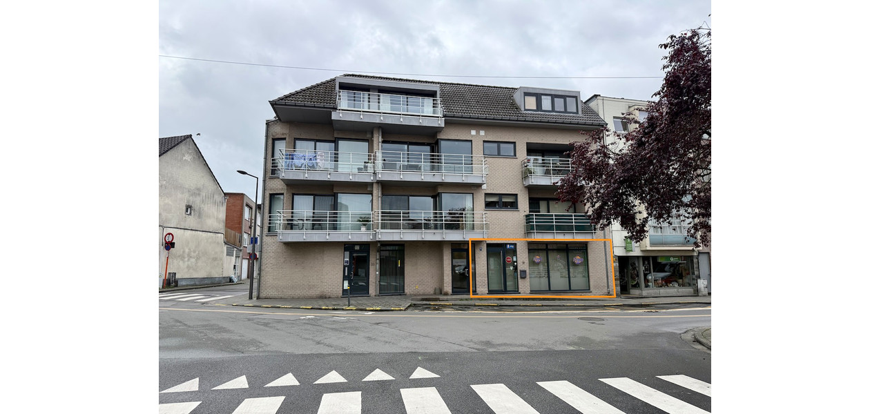 GOED DRAAIENDE HANDELSZAAK IN VOLLE CENTRUM