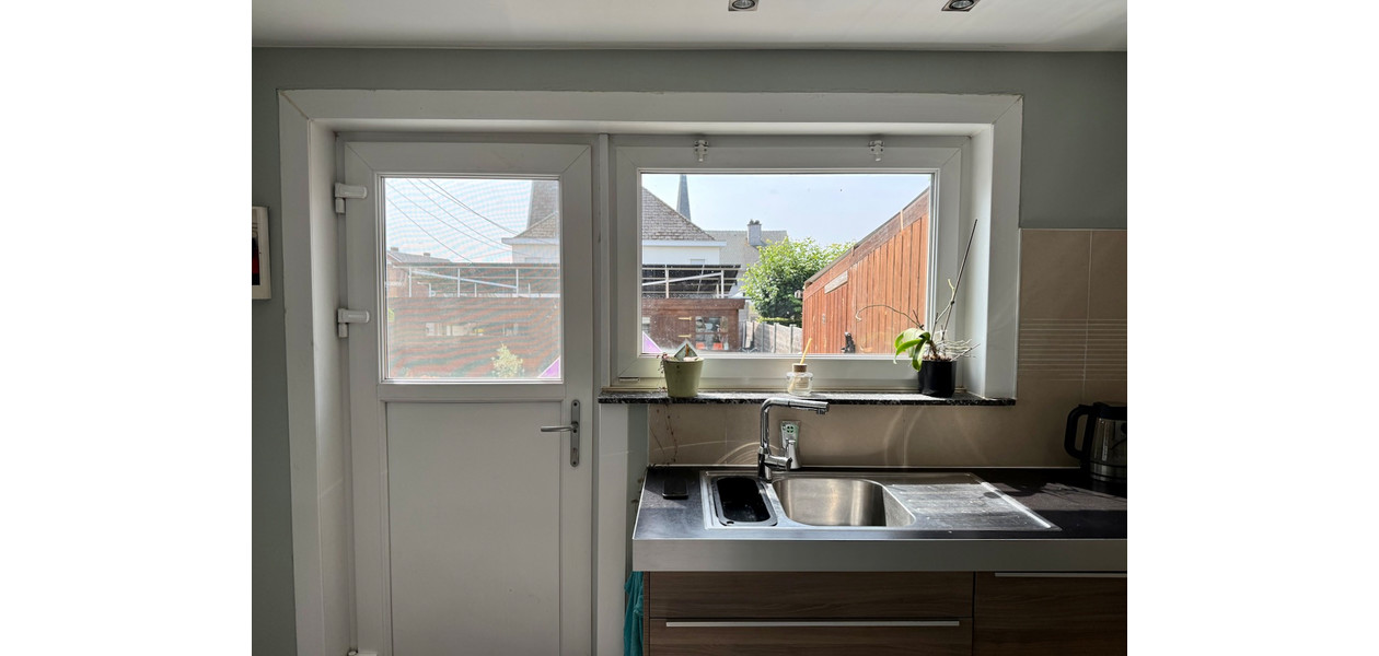 STIJLVOLLE HOB, UITERST RUSTIG GELEGEN, 3 SLPKMRS, GAR & TUIN