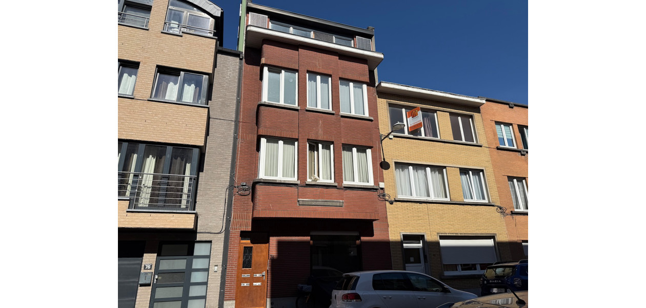 SUPER GEZELLIG APPARTEMENT, GERENOVEERD, TWEE SLAAPKAMERS
