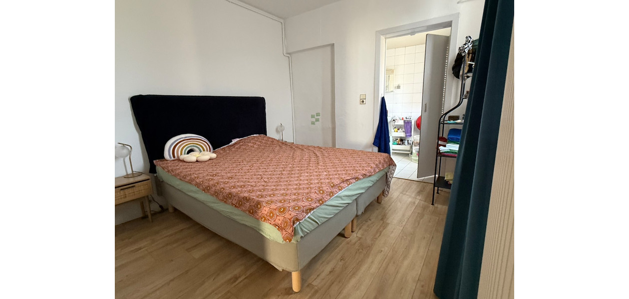 SUPER GEZELLIG APPARTEMENT, GERENOVEERD, TWEE SLAAPKAMERS